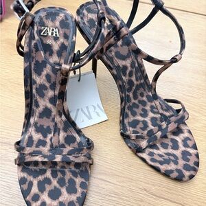 Zara Women's Brown Leopard Heels